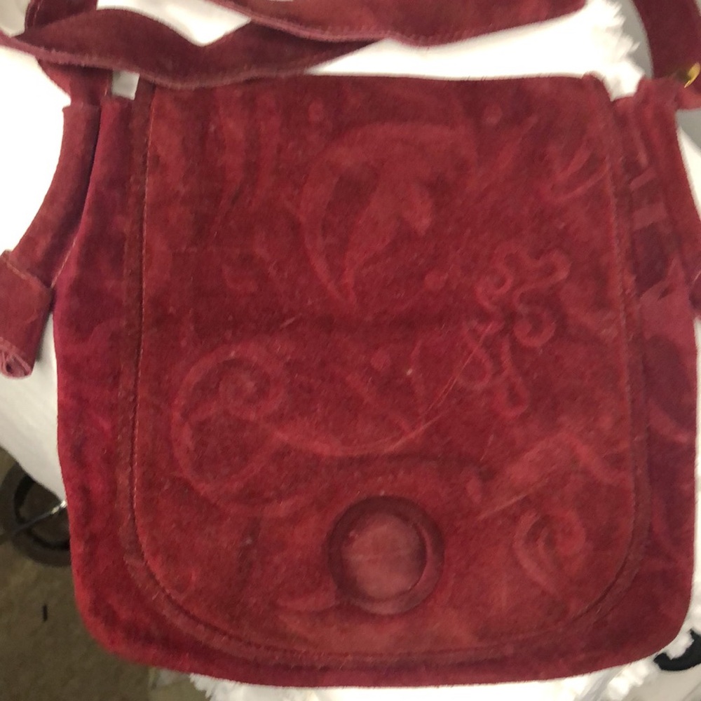 RONORA Vintage burgundy suede crossbody. Made in Italy.